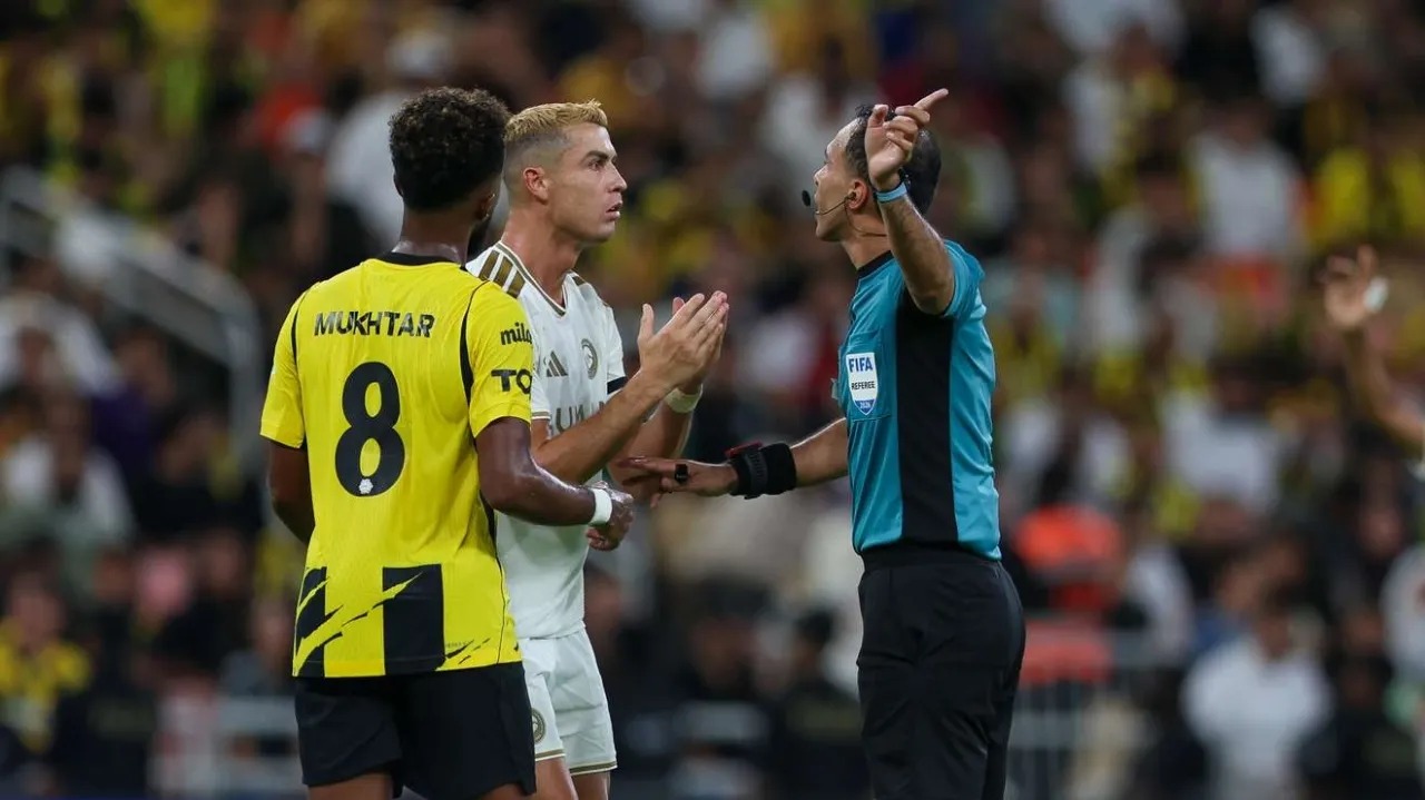 الاتحاد يحسم كلاسيكو النصر ويقدم هدية ثمينة للهلال