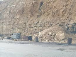 مدعي عام عمّان يوقف 4 اشخاص يعملون بشركة  مقاولات و مكتب هندسي اثر وفاة مواطن بحادثة انهيار جدار ترابي