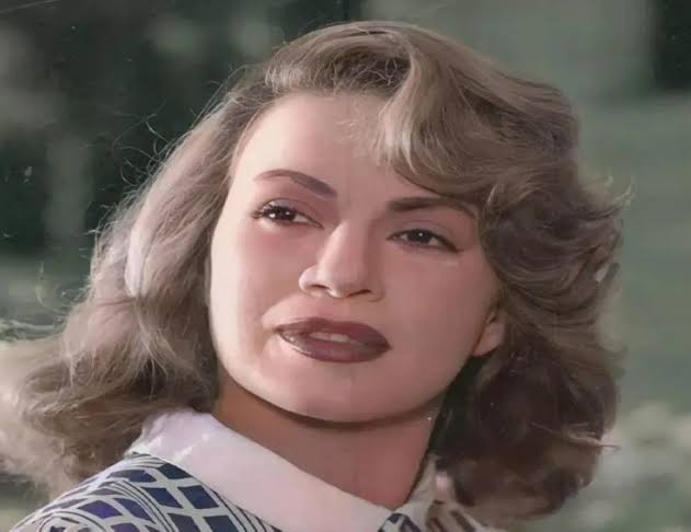 من هند رستم إلى داليا مبارك .. نجوم يغادرون الأضواء بشكل صادم  