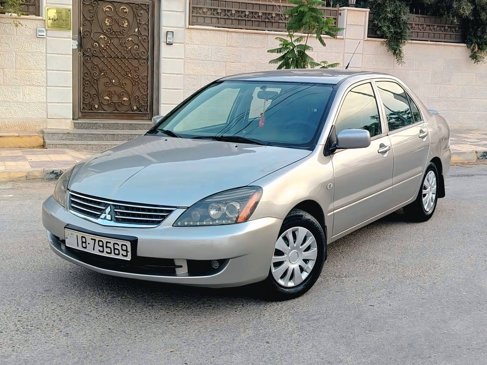 ميتسوبيشي لانسر 2010  .. GlX للبيع 