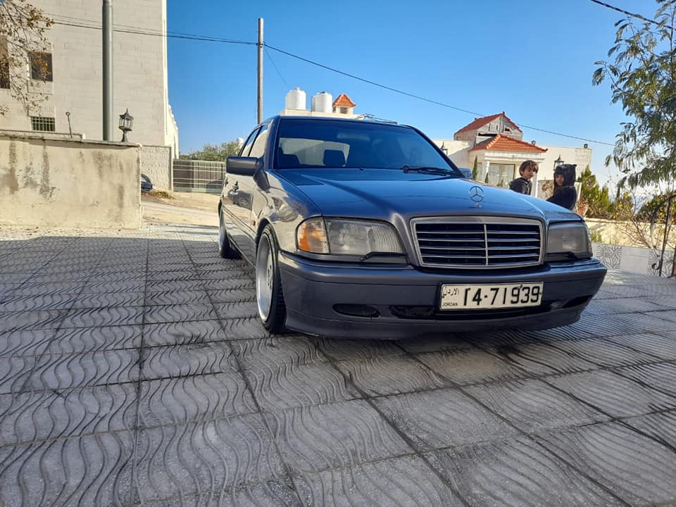 بالصور  ..  مرسيدس c200 موديل 94 