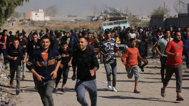 الهدنة الإنسانية في يومها الخامس تفك قيد 50 أسيرة فلسطينية 