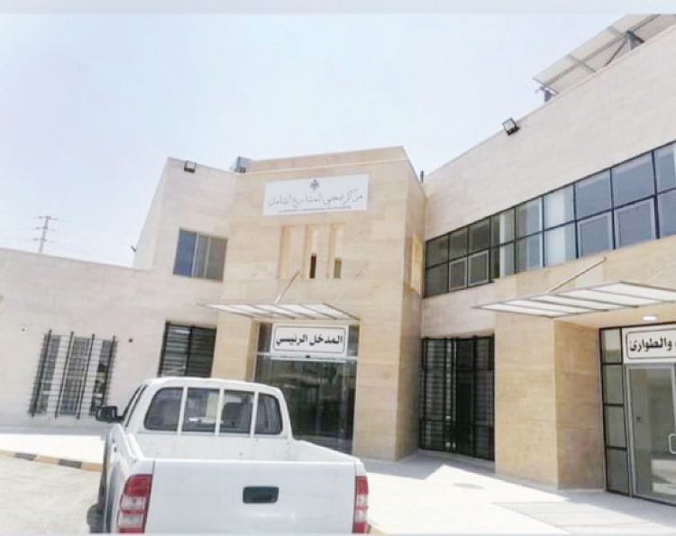 على مكتب وزير الصحة ..  مواطنون يشتكون من الاكتظاظ وطول الانتظار في مركز صحي المشارع الشامل