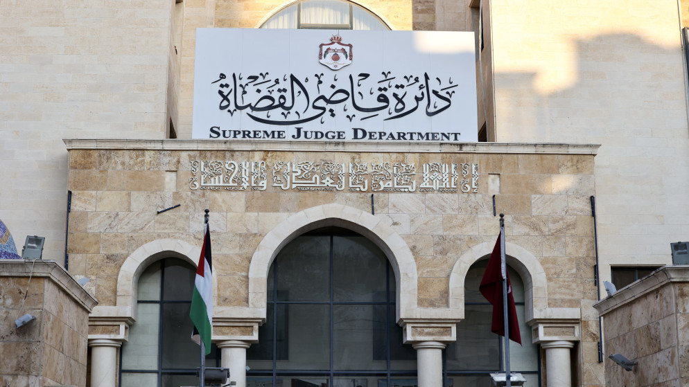 المحاكم الشرعية تواصل أعمالها في العيد