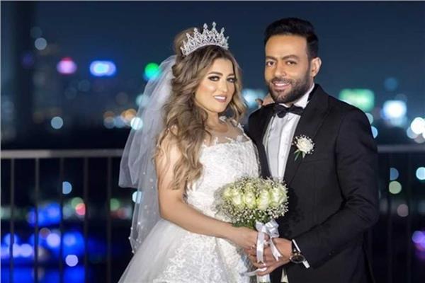 القصة الكاملة لانفصال تامر عاشور عن سمر أبو شقة