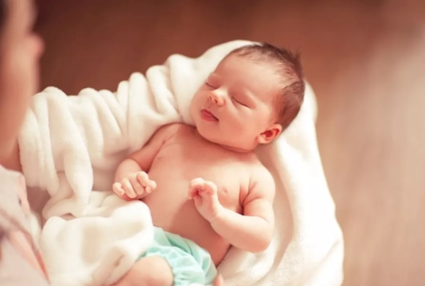 بعد خفض عدد المواليد ..  الصحة: المباعدة بين الولادات تصل لـ3 و5 سنوات