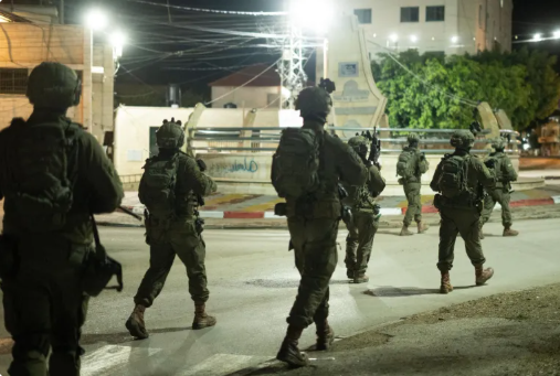 استشهاد فتى برصاص الاحتلال في جنين واعتقالات بعموم الضفة