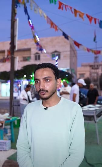   "بعت تلفوني عشان أبدأ مشروعي" ..  الشاب "أحمد الشناط " يروي كيف بدأ مشروعه للكنافة على الحطب - فيديو