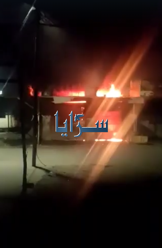 بالفيديو ..  الدفاع المدني يخمد حريق شب داخل كراج لتصليح المركبات بالمنطقة الصناعية في إربد