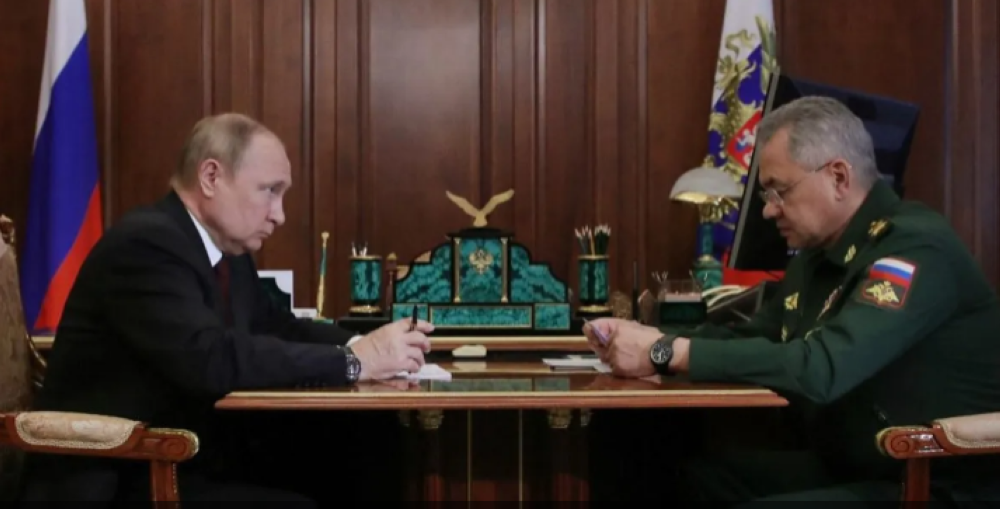 تقرير: بوتين يمنح شويغو "مهلة" لوقف هجوم أوكرانيا المضاد