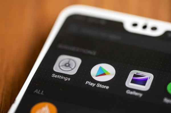 جوجل تستنسخ آبل عبر تضييق الخناق على المطورين