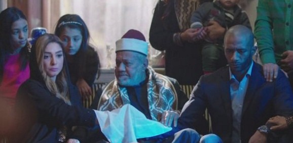 تعرفوا على الممثل المعروف والوالد الحقيقي لابنة "رفاعي الدسوقي وحنان" في مسلسل "الأسطورة"