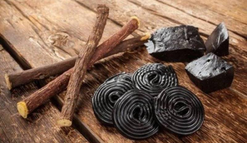 أدمن "العرقسوس" يوميا ..  فانهار وتوفي!‏