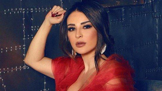 ماغي بو غصن: يلي بيمشي بشوارع بيروت بيحترق مرتين