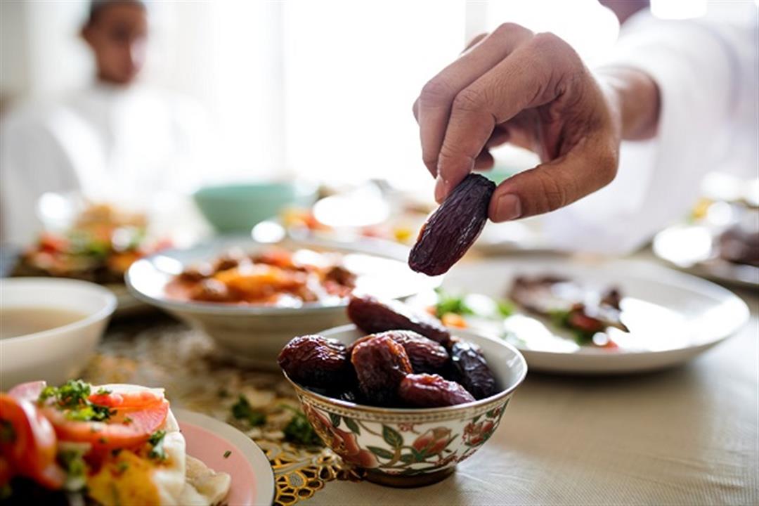 ماذا قدمت "الصحة العالمية" للصائمين خلال رمضان؟