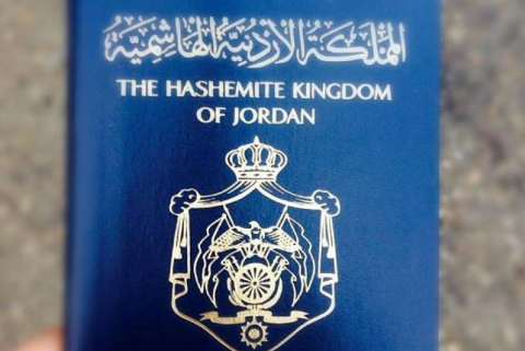 وزارة الاتصالات وفرت مليون دينار من مشروع تجديد جواز السفر ..  و دينارين ونصف بدل التوصيل "تفاصيل"