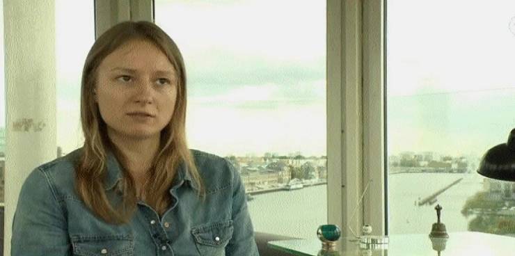 صحافية ألمانية اختُطفت في سوريا منذسنة ..  تهرب برضيعها!