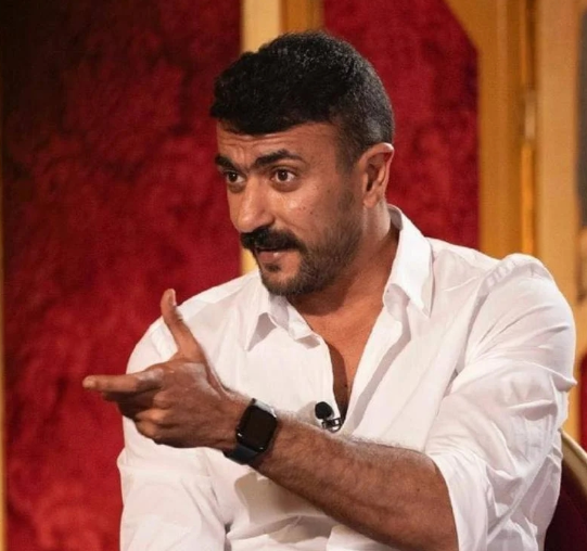 أحمد العوضي يطلب المساعدة من جمهوره بسبب "الذكاء الاصطناعي"