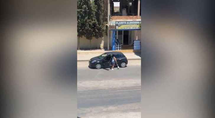 بالفيديو ..  نهاية ساخرة لتحدي "كيكي" في تونس 