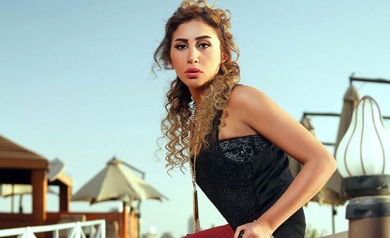 بعد ضجة "أجمل عيون": دينا الشربيني وأول تعليق على ألبوم عمرو دياب