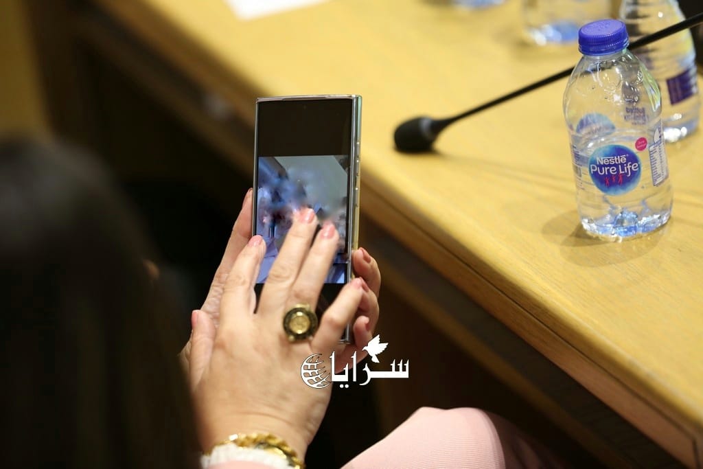 نواب جدد  ..  من فرحة المنصب والتقاط "السيلفي" إلى تحديات الرقابة والتشريع