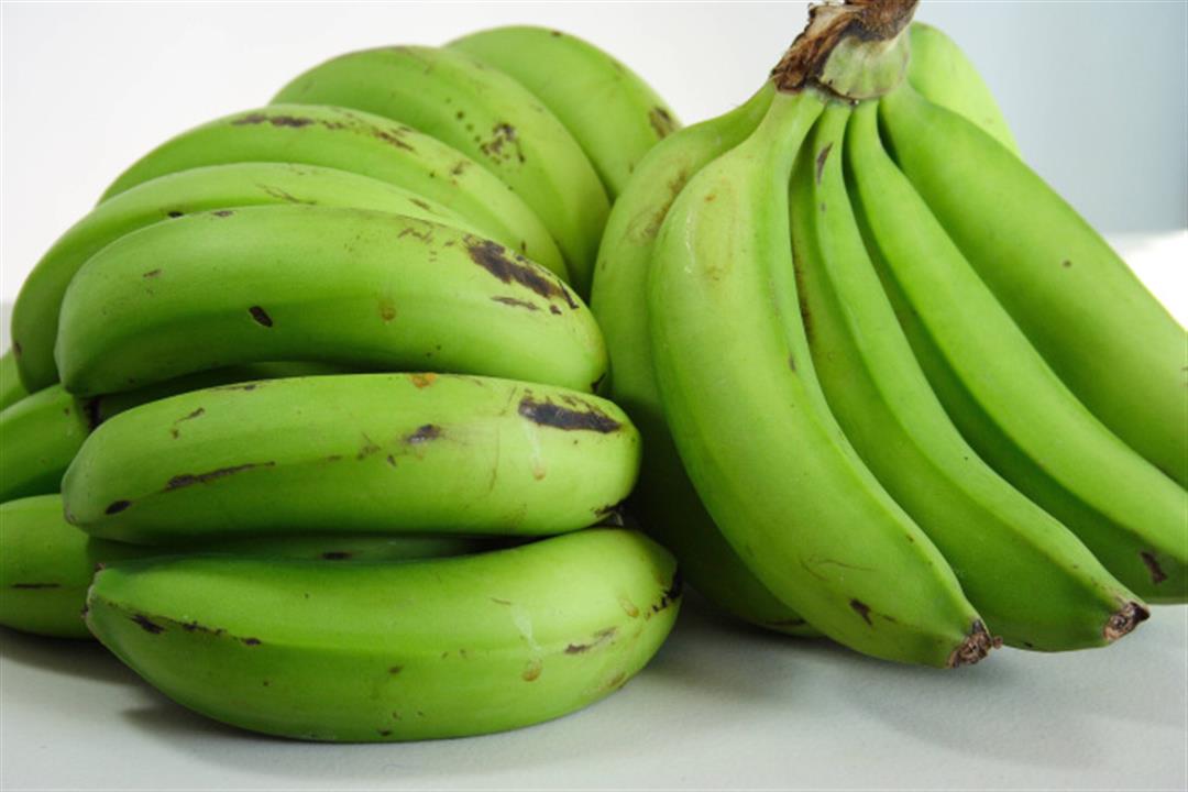 5 فوائد صحية مذهلة لتناول الموز الأخضر