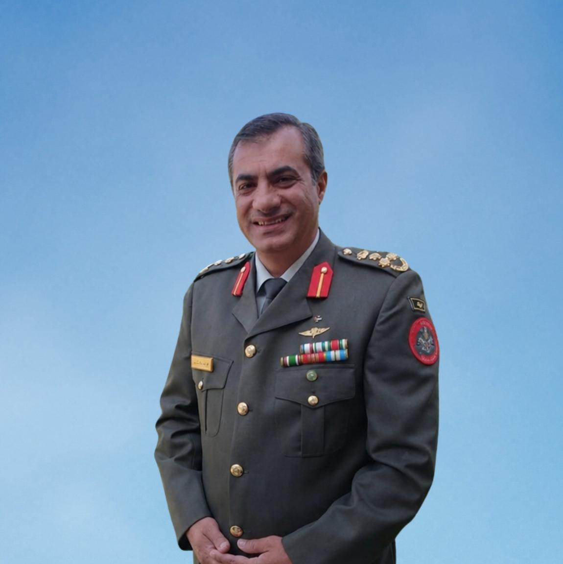 من هو رئيس هيئة الأركان المشتركة للقوات المسلحة الأردنية الجديد اللواء مجدي الحراسيس؟