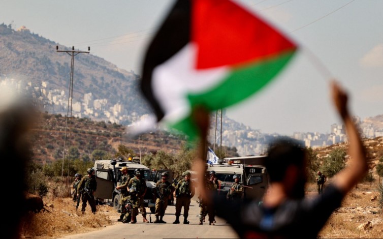 عصيان مدني في القدس تنديدا بجرائم الاحتلال
