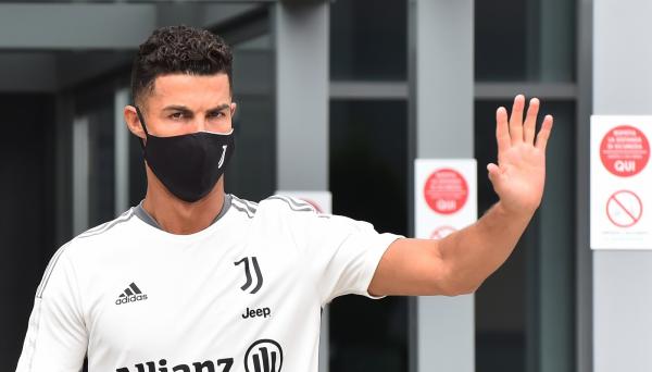 أس: كريستيانو رونالدو ما زال يحلم بالعودة إلى ريال مدريد