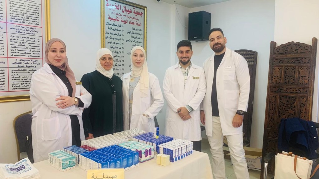"صيدلة" عمان الاهلية  تشارك في اليوم الطبي لجمعية عيبال الخيرية