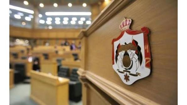 “التعليم النيابية” تناقش محتوى المناهج المدرسية والقبول الجامعي