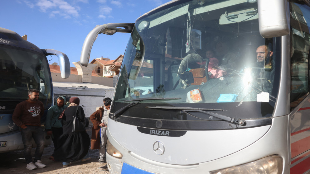 قرابة 180 فلسطينيا غادروا غزة عبر معبر رفح منذ إعادة فتحه جزئيا