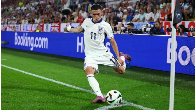 فودين يعود إلى منتخب إنجلترا بعد ولادة طفله الثالث