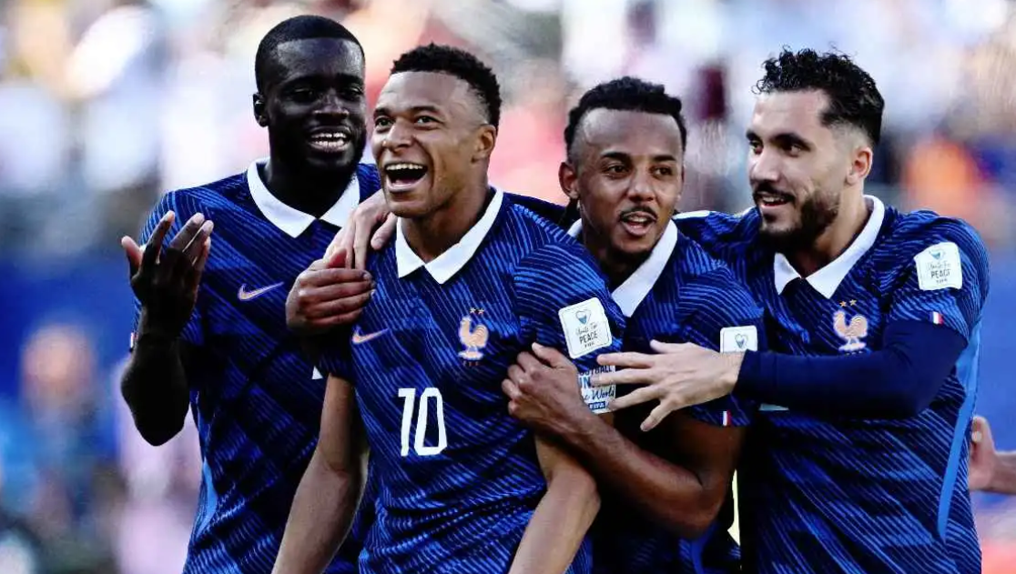 3 تعديلات نارية ..  تشكيل مرعب لمنتخب فرنسا ضد العراق   