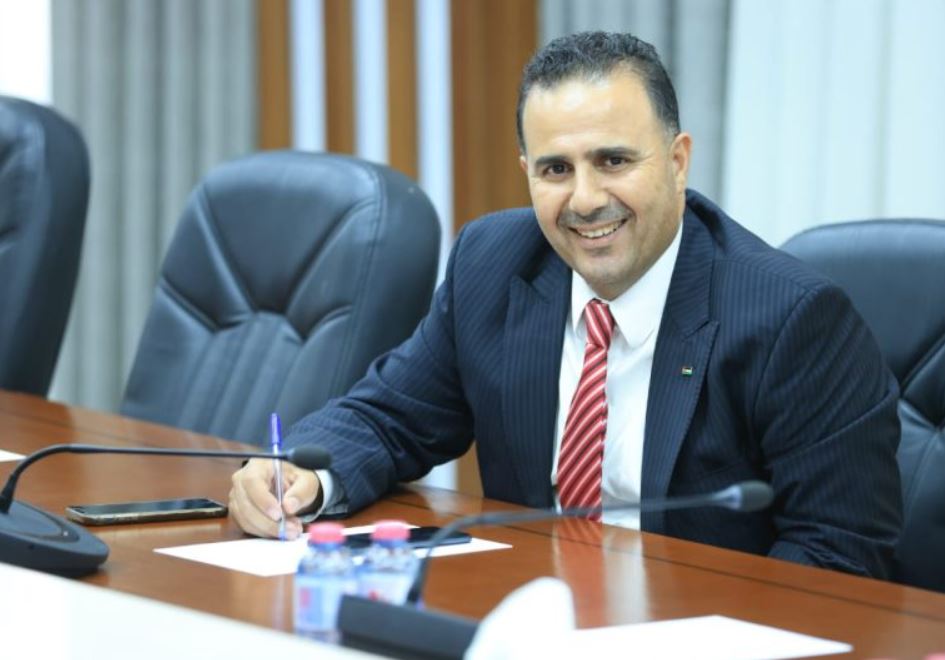 المفلح يكتب: عندما يتطاول الجرذان على أسيادهم!
