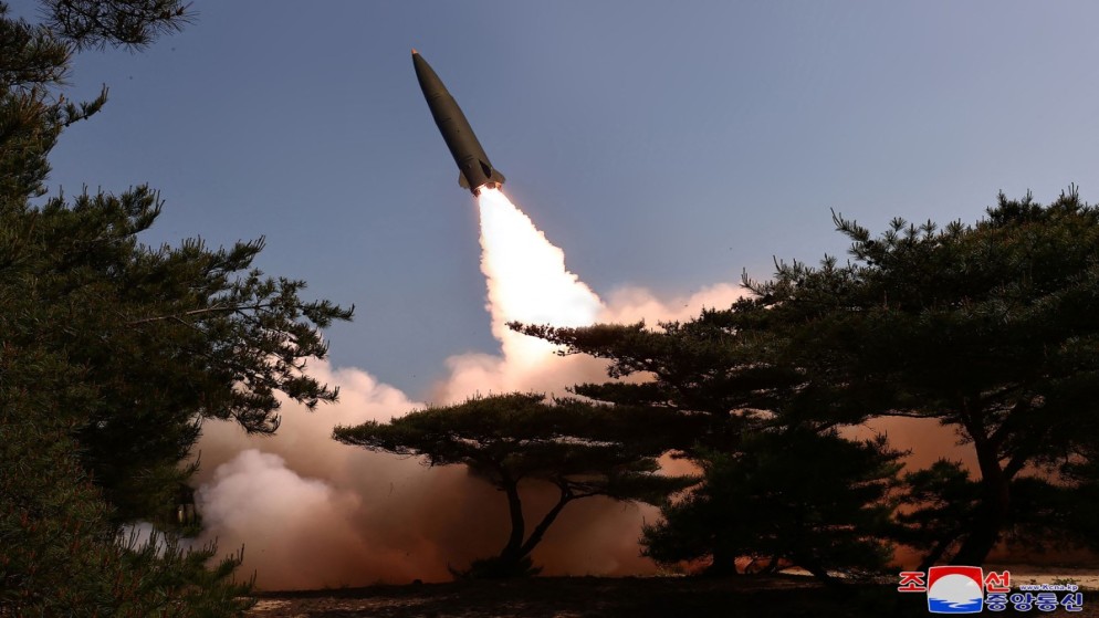 كوريا الشمالية تؤكد أنها أطلقت صاروخًا بالستيًا تكتيكيًا وتتعهد بتعزيز قوتها النووية    