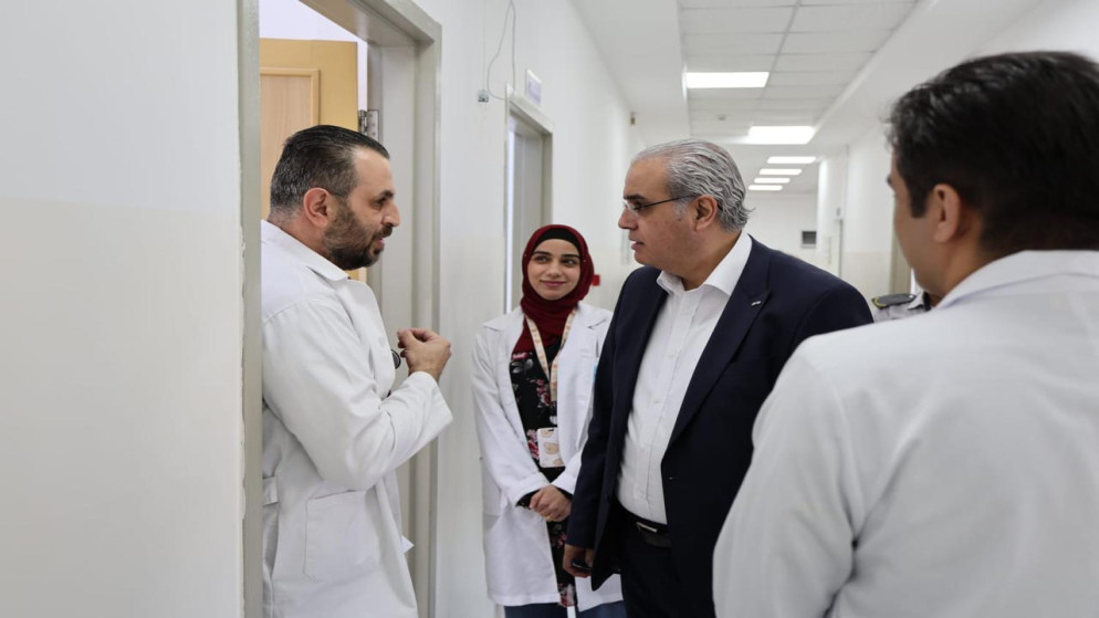 وزير الصحة: لا مواعيد للمرضى الجدد في البشير وحمزة ..  وعيادات جديدة لتقييم المحولين