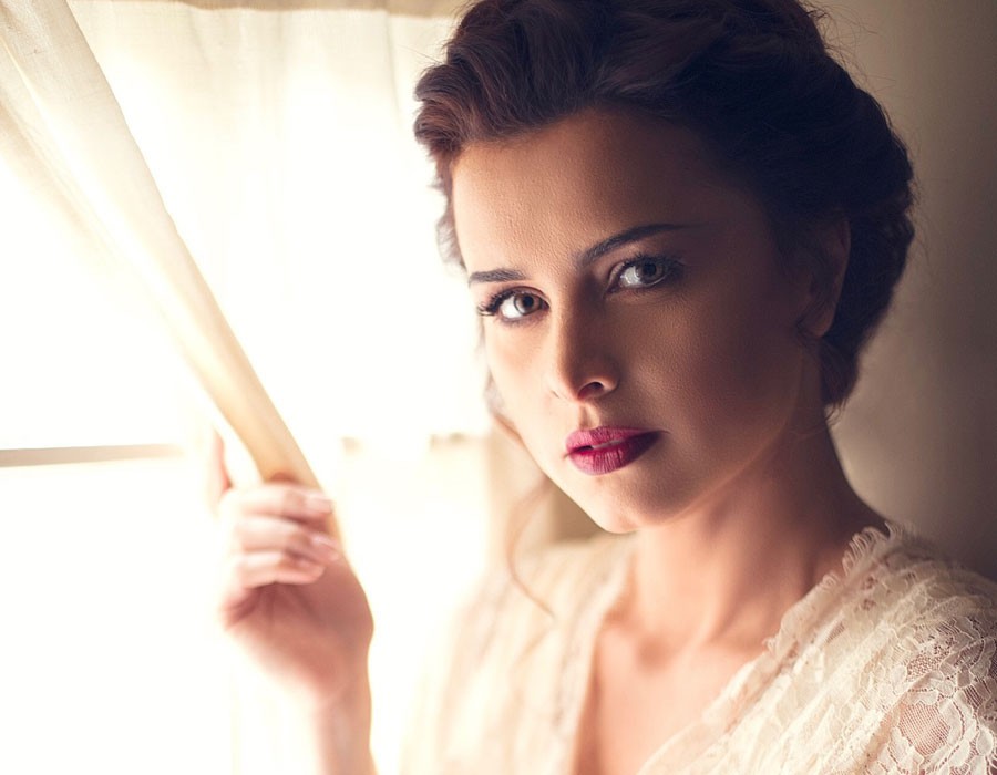 نور اللبنانية بطلة مسلسل "راجعين يا هوى" رمضان 2022
