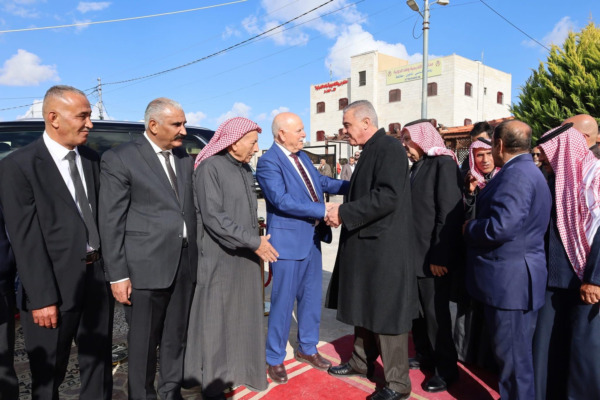 الدكتور صالح الشوابكة  ..  مبارك الخطوبة 