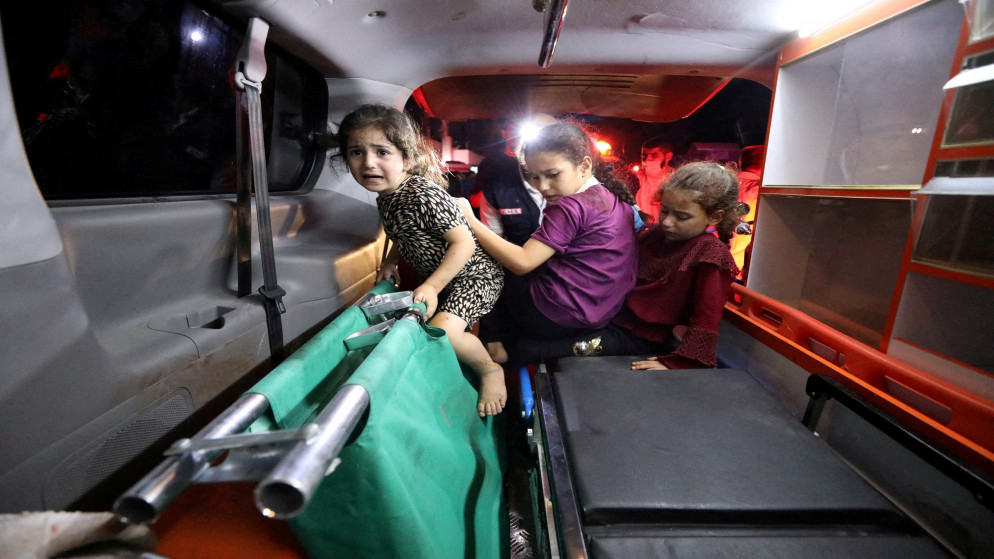 أكثر من 30 شهيدا في قصف إسرائيلي فجر اليوم الاربعاء 