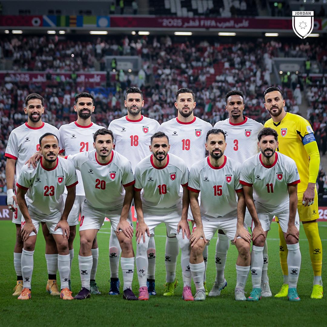 المنتخب الوطني يلتقي نظيره السعودي في نصف نهائي كأس العرب الاثنين