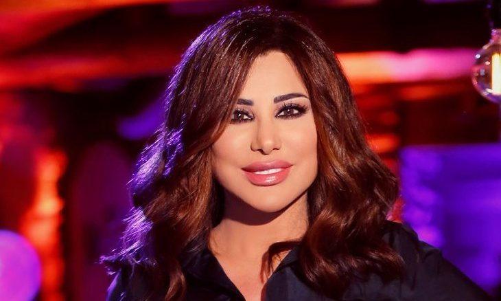 انقطاع الكهرباء خلال غناء نجوى كرم في دبي