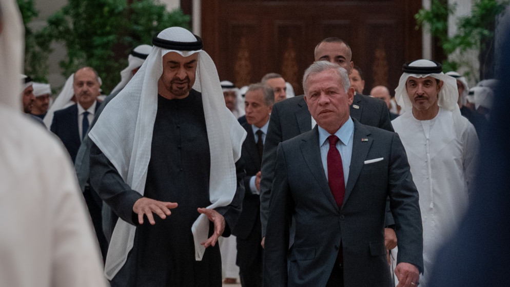 الملك ورئيس دولة الإمارات يبحثان هاتفيا تداعيات التصعيد الإقليمي