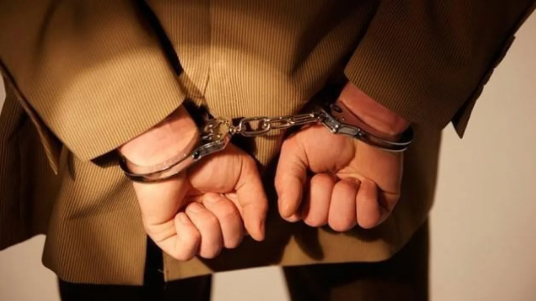 إحالة 3 موظفين في "هيئة الطاقة" إلى محكمة صلح الفساد بتهم استغلال الوظيفة  ..  تفاصيل 