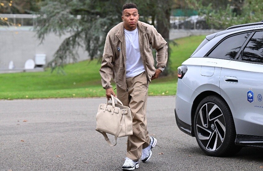 باريس سان جيرمان يقلب الطاولة على مبابي ..  55 مليون يورو تتحول إلى معركة قضائية بالمليارات!