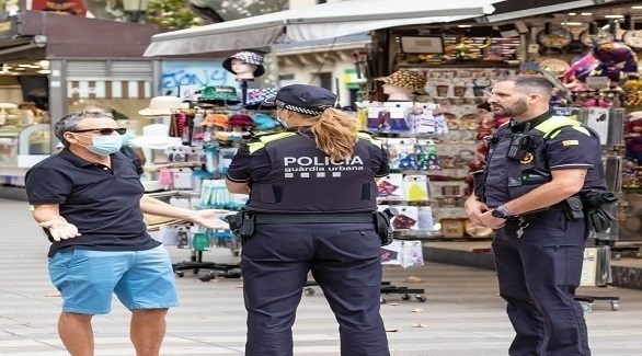 أغرب غرامات يتفاجأ بها المسافرون