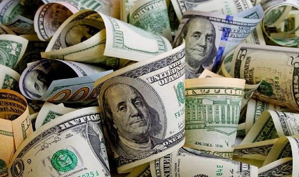 خبير اقتصادي : الدولار سينهار في 2021