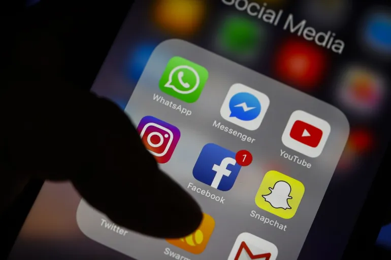 موسكو تحظر تطبيق واتساب لعدم امتثاله للقوانين الروسية وتشجع استخدام "ماكس" المحلي