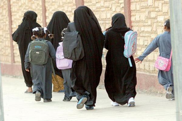 سقوط عصابة "صغار السن" بعد سرقة مدرسة بنات بنجران
