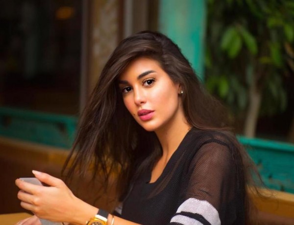 فتانة مصرية تفضح رامز جلال  ..  دليل قاطع على فبركة برنامجه